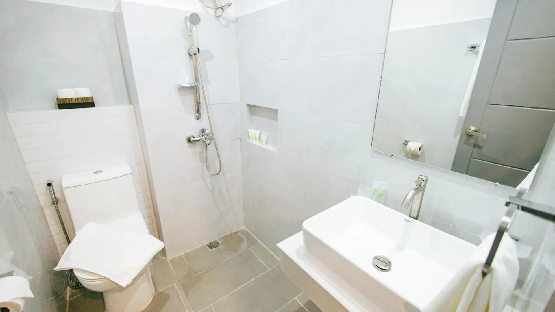 Panglao Vista Suites By Sms Hospitality Dauis